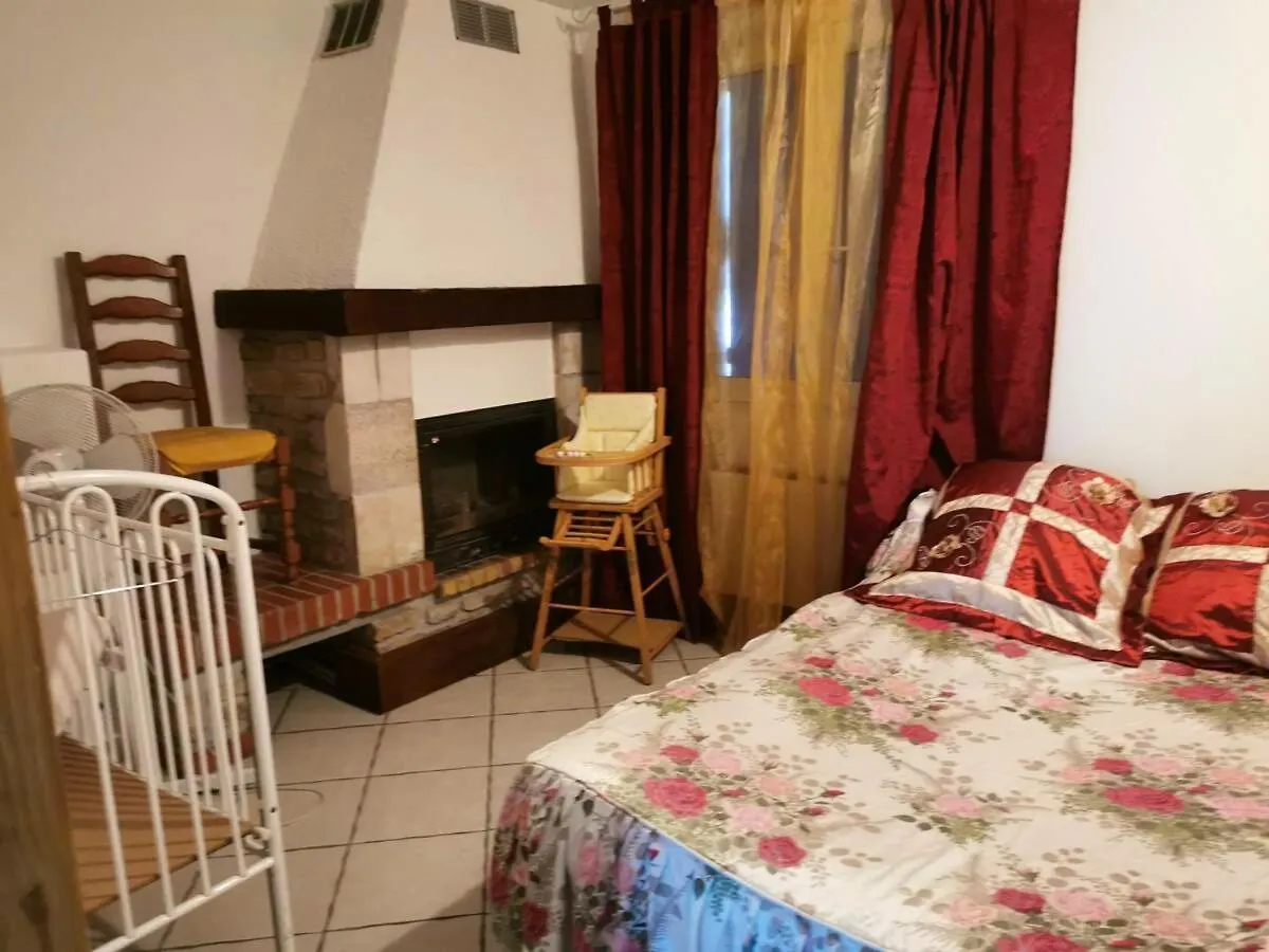 Maison Chaleureuse A Saint-Marcel-Les-Sauzet + Piscine Partagee France